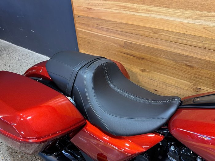 2025 Harley-davidson FLHX STREET GLIDE (117) Whiskey Firestorm