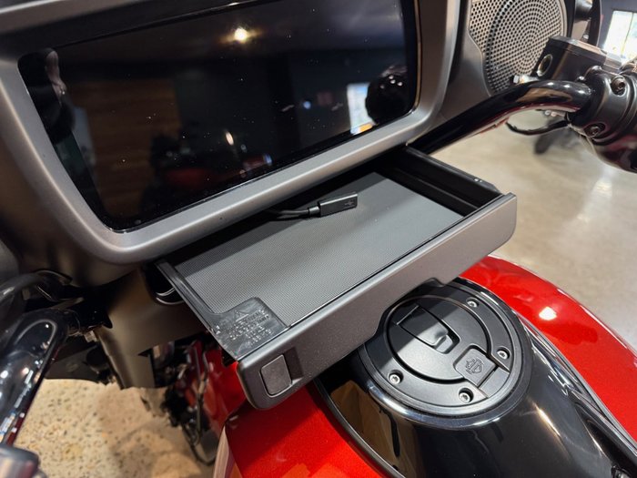 2025 Harley-davidson FLHX STREET GLIDE (117) Whiskey Firestorm