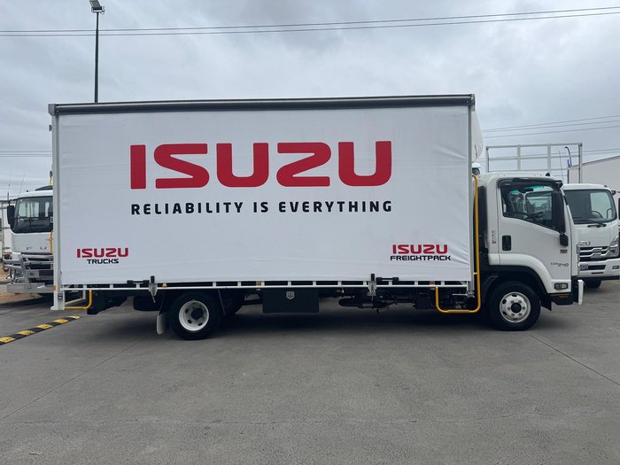2022 Isuzu Frr 110/240 Amt 110/240 freight pak