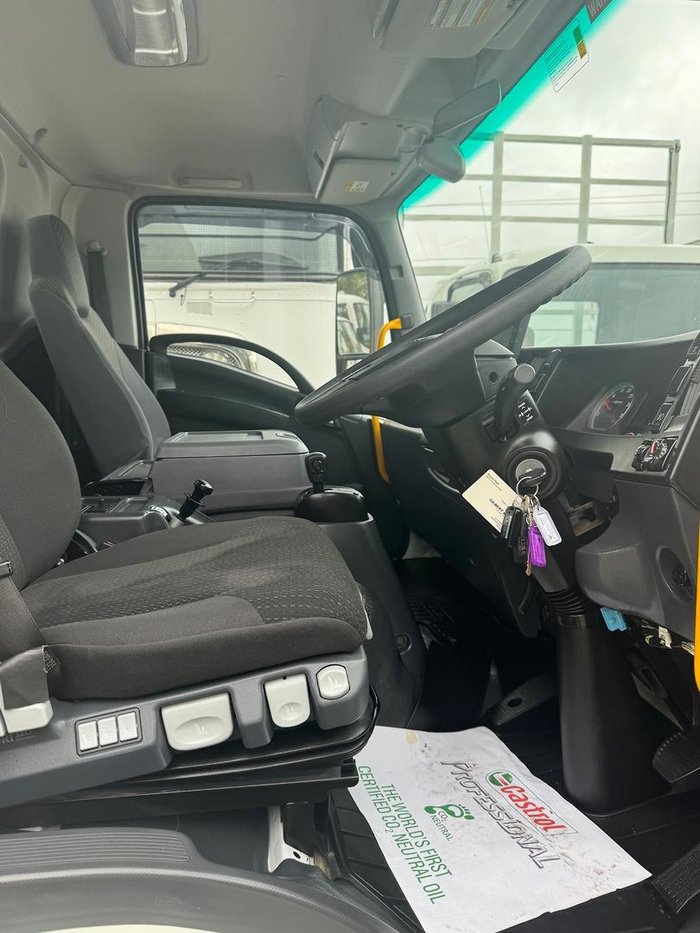 2022 Isuzu Frr 110/240 Amt 110/240 freight pak