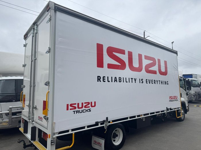 2022 Isuzu Frr 110/240 Amt 110/240 freight pak