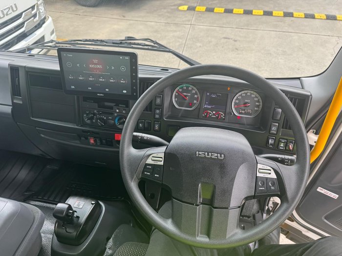 2022 Isuzu Frr 110/240 Amt 110/240 freight pak