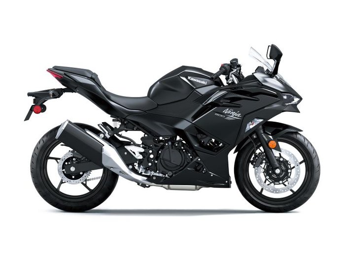 2026 KAWASAKI NINJA 500 METALLIC SPARK BLACK