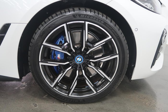 2022 BMW i4 eDrive40 M Sport