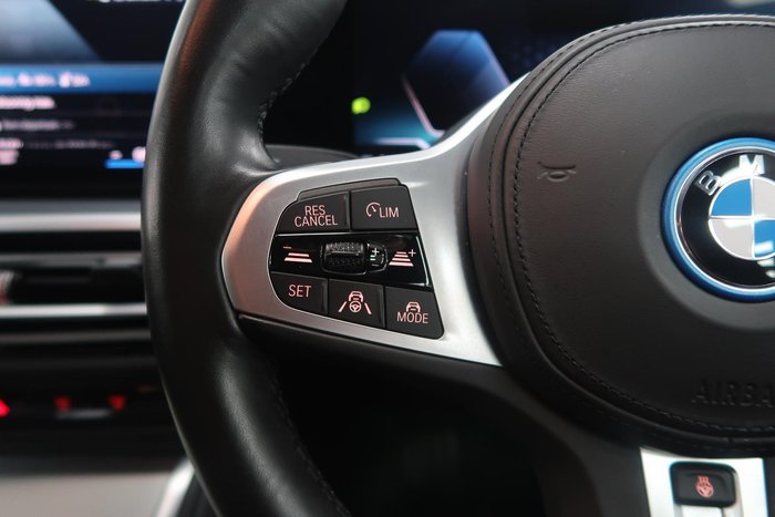 2022 BMW i4 eDrive40 M Sport