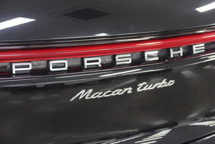 2019 Porsche Macan Turbo
