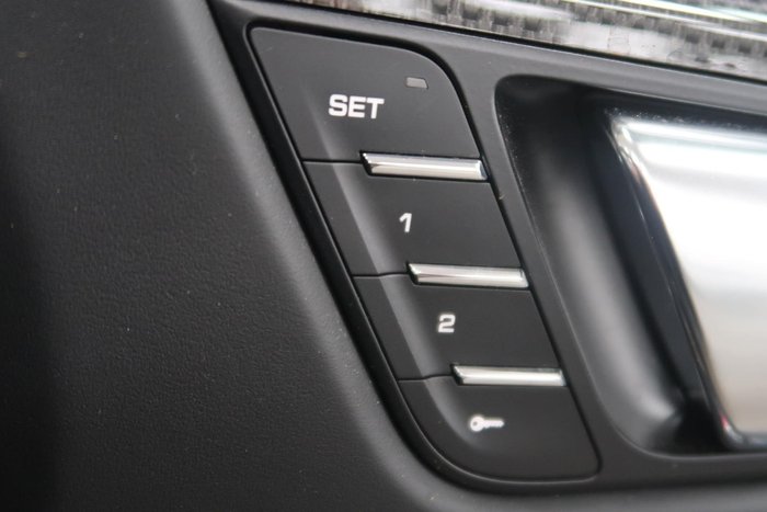 2019 Porsche Macan Turbo