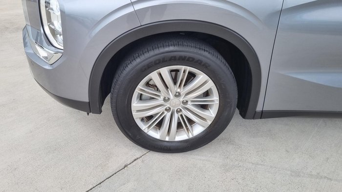 2021 Mitsubishi Outlander LS