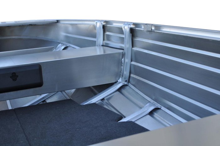 2023 QUINTREX 370E Explorer Pro