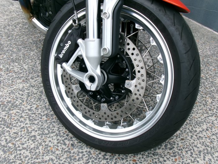 2025 BMW Motorrad 2025 BMW 1170CC R12 S Lava orange metallic. (07-07)