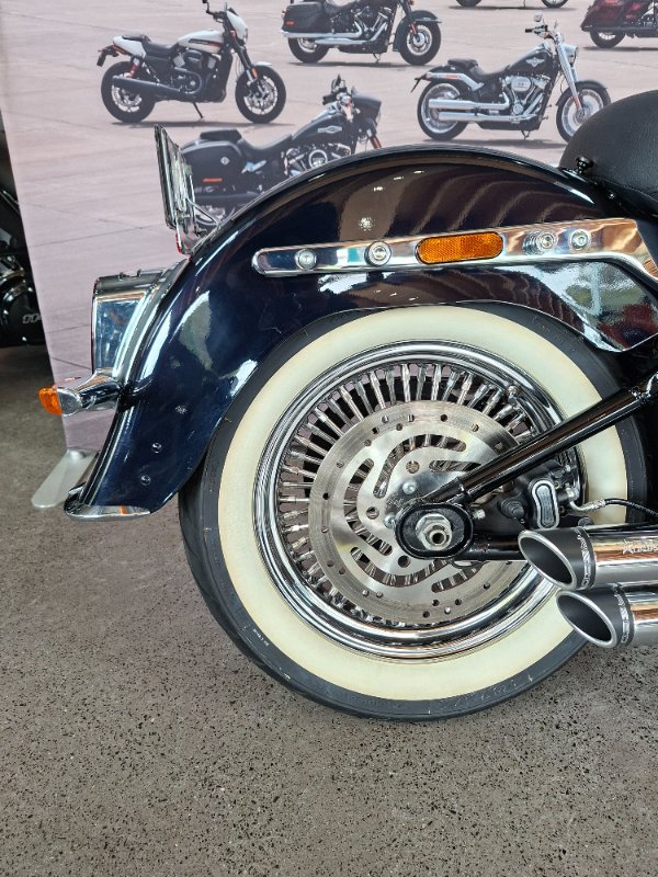 2019 HARLEY-DAVIDSON FLDE DELUXE (107)