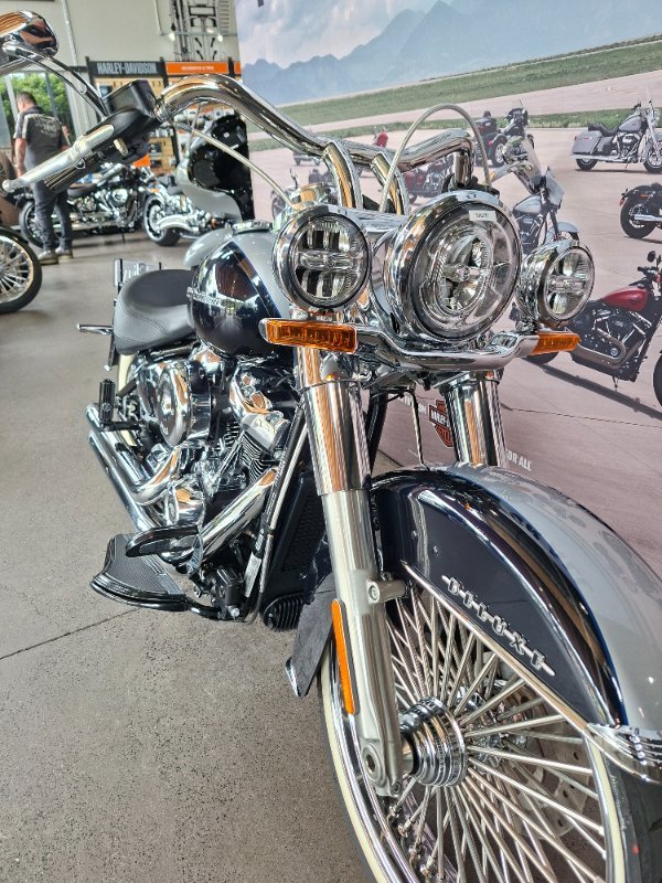 2019 HARLEY-DAVIDSON FLDE DELUXE (107)