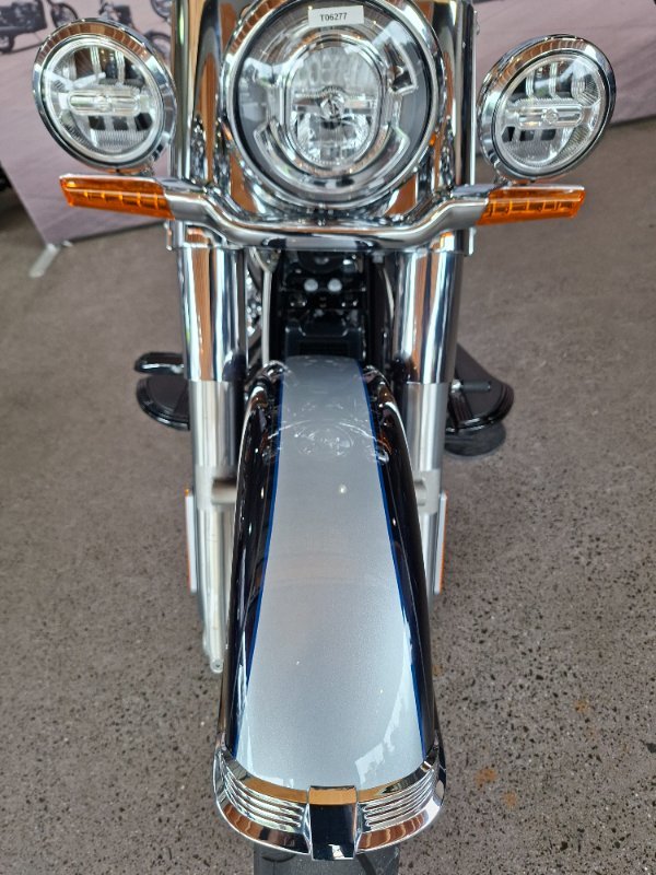 2019 HARLEY-DAVIDSON FLDE DELUXE (107)