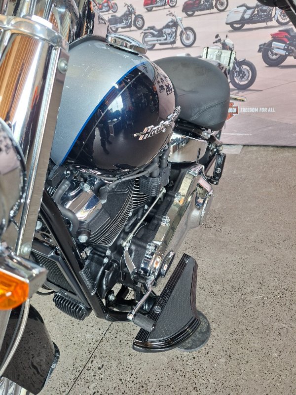 2019 HARLEY-DAVIDSON FLDE DELUXE (107)