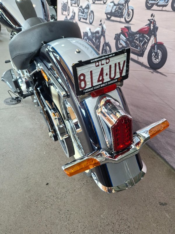 2019 HARLEY-DAVIDSON FLDE DELUXE (107)