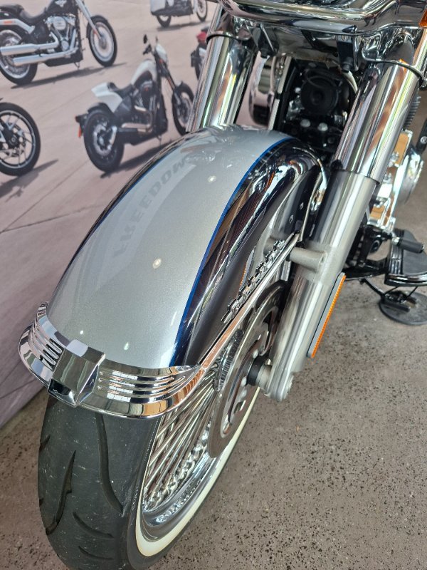 2019 HARLEY-DAVIDSON FLDE DELUXE (107)