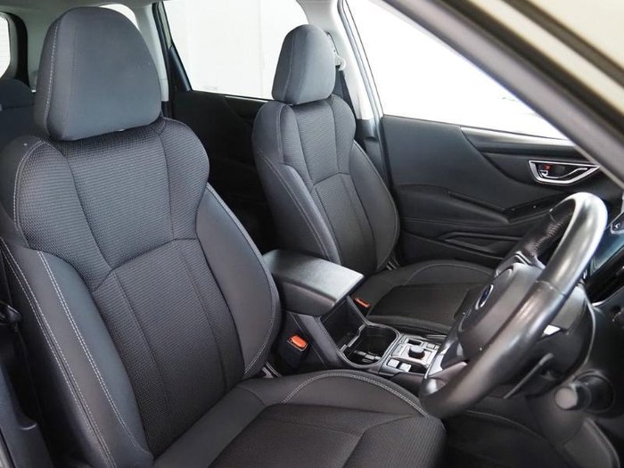 2023 Subaru Forester 2.5i