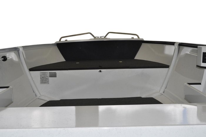 2026 QUINTREX 440 Busta