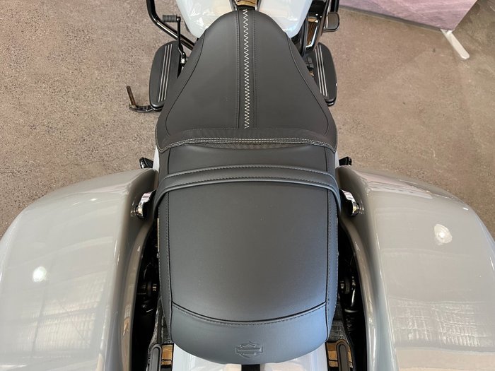 2025 HARLEY-DAVIDSON FLTRX ROAD GLIDE (117)