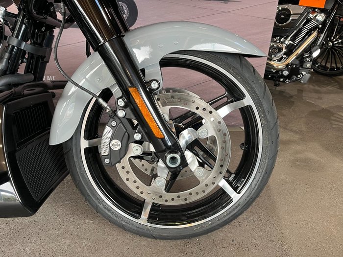 2025 HARLEY-DAVIDSON FLTRX ROAD GLIDE (117)