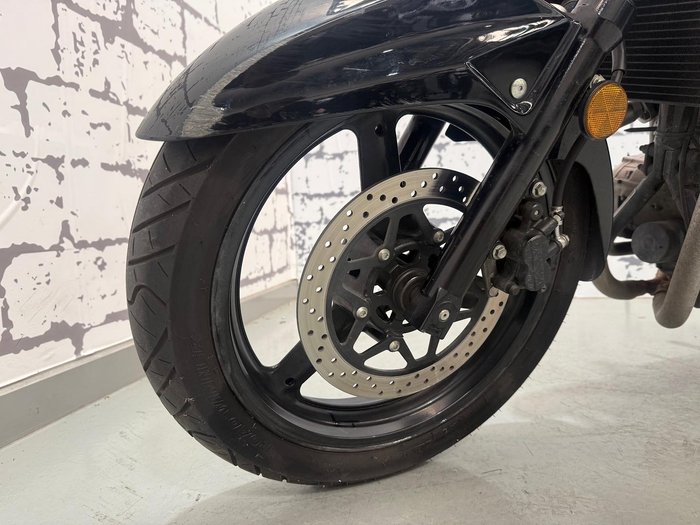 2013 Suzuki Inazuma 250 (GW250) Inazuma Black