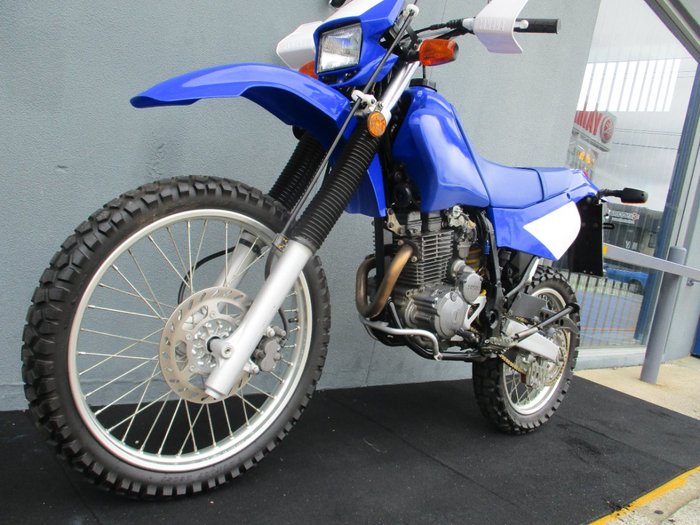 2011 Yamaha TTR250 (TT250R) BLUE
