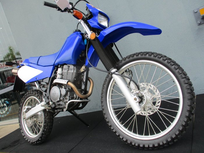 2011 Yamaha TTR250 (TT250R) BLUE