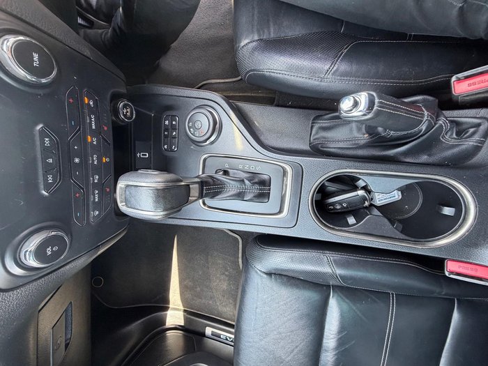 2020 Ford Everest Titanium