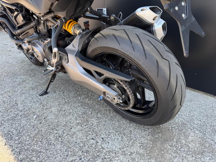 2019 Ducati Monster 821 Monster Black