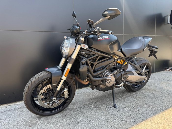 2019 Ducati Monster 821 Monster Black