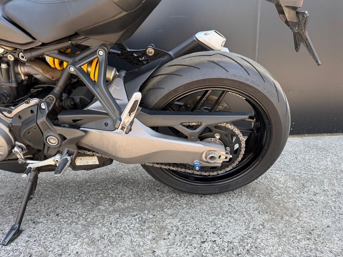 2019 Ducati Monster 821 Monster Black