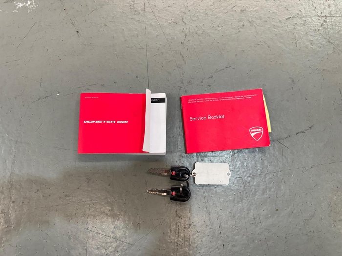 2019 Ducati Monster 821 Monster Black