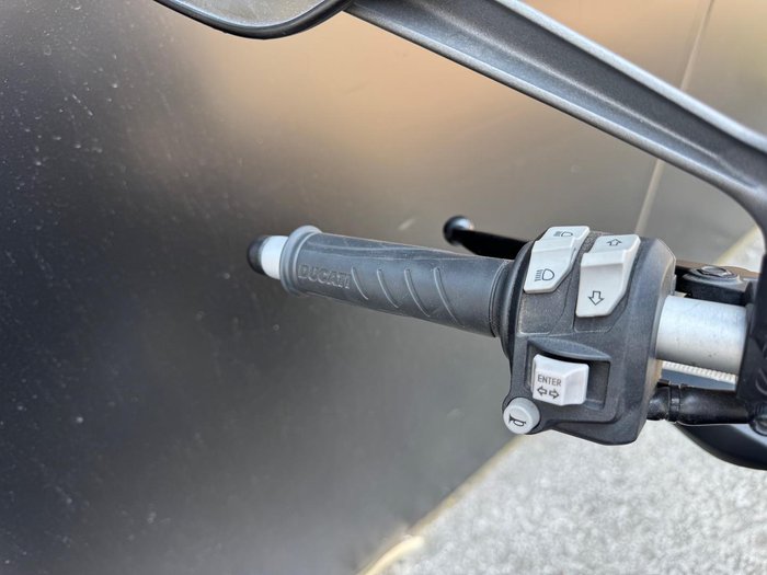 2019 Ducati Monster 821 Monster Black