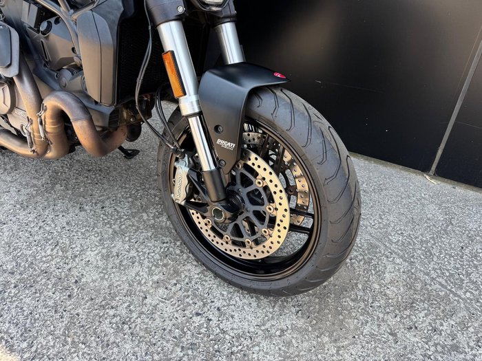 2019 Ducati Monster 821 Monster Black