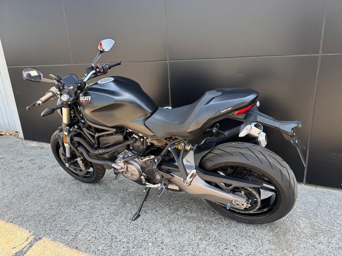 2019 Ducati Monster 821 Monster Black