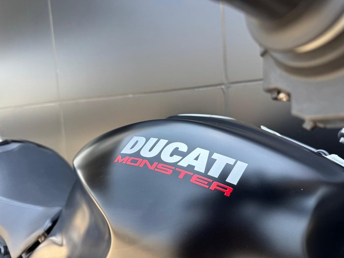 2019 Ducati Monster 821 Monster Black