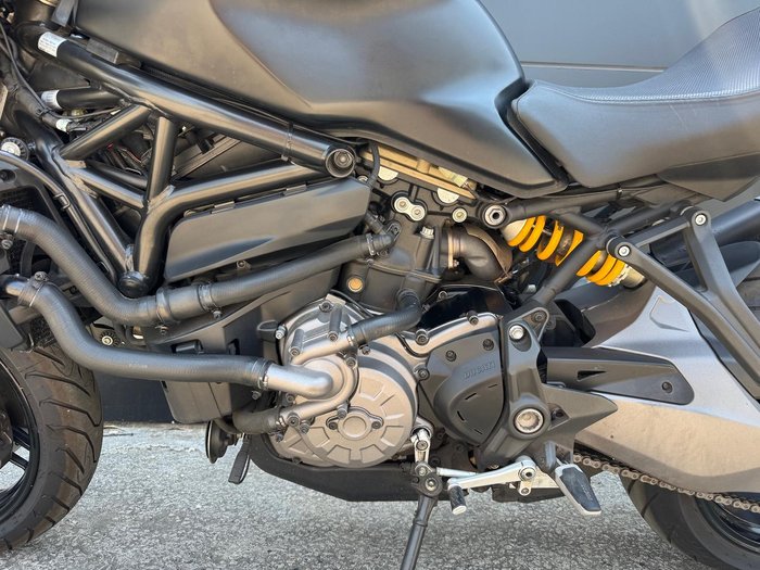 2019 Ducati Monster 821 Monster Black