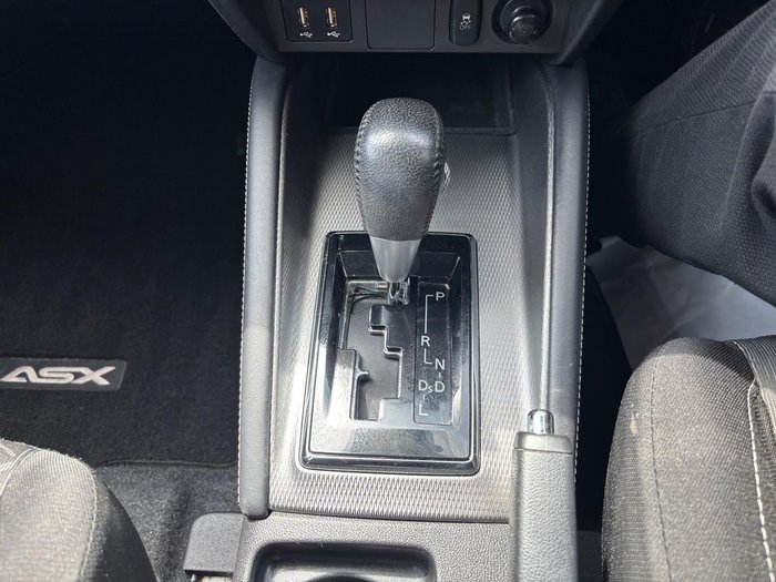 2019 Mitsubishi ASX ES