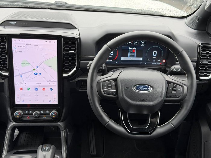 2025 Ford Everest Platinum