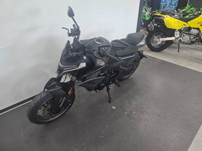 2024 CFMOTO NK SPORT Black