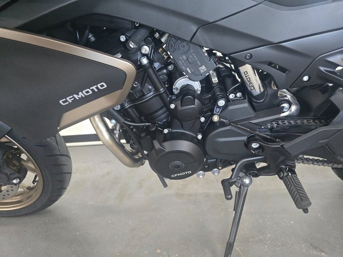 2024 CFMOTO NK SPORT Black