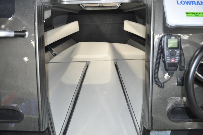 2026 QUINTREX 690 Trident HT