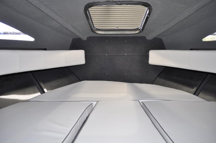 2026 QUINTREX 690 Trident HT