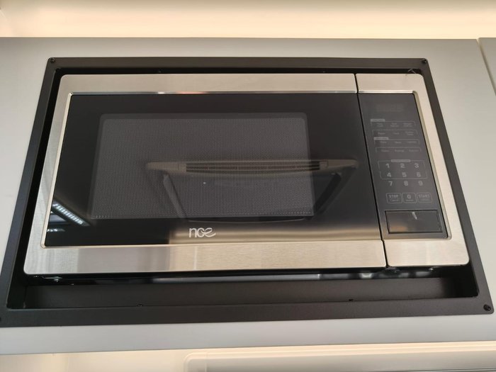 2025 New Age Caravans Manta Ray Mr16er Expedition