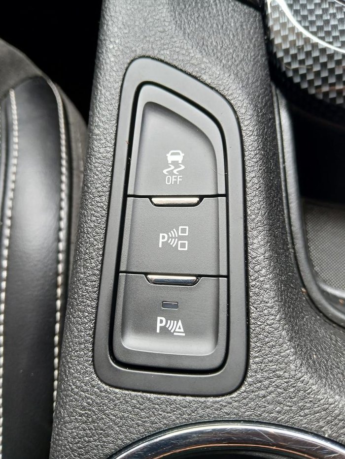 2017 Holden Commodore SV6