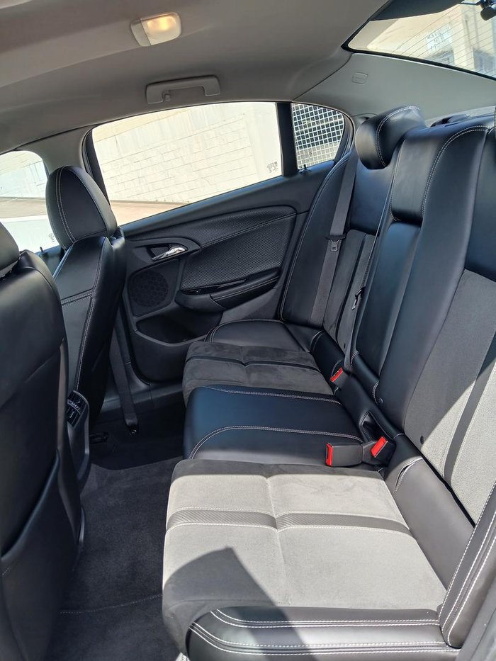 2017 Holden Commodore SV6