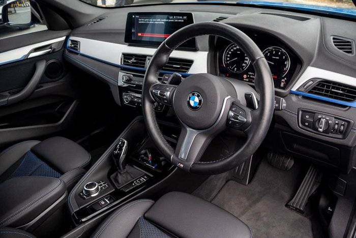 2022 BMW X1 sDrive20i