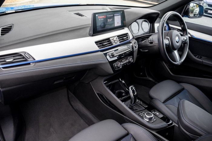 2022 BMW X1 sDrive20i