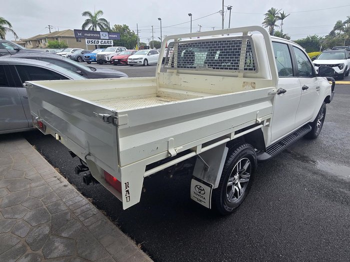 2022 Toyota Hilux SR