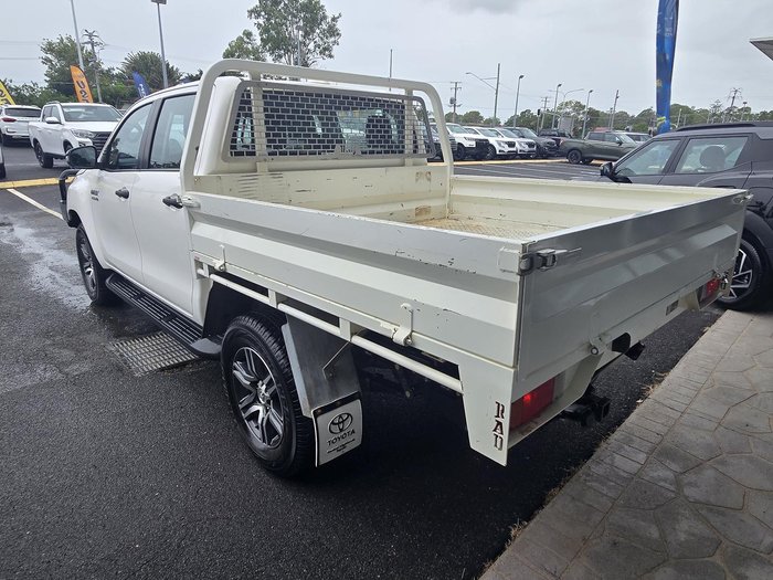 2022 Toyota Hilux SR